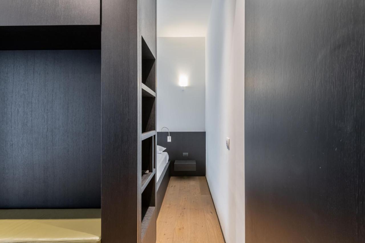 ミラノEasylife - Accogliente Monolocale In Corso Magentaアパートメント エクステリア 写真